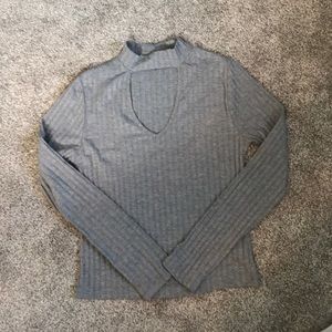 gray long sleeve